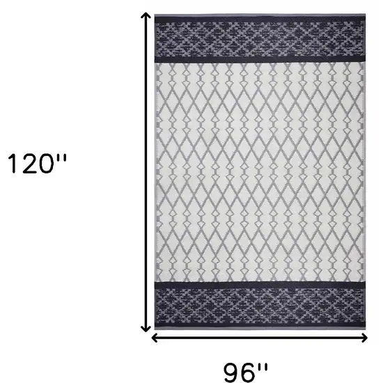 Gray Geometric Indoor Outdoor Area Rug Photo 3