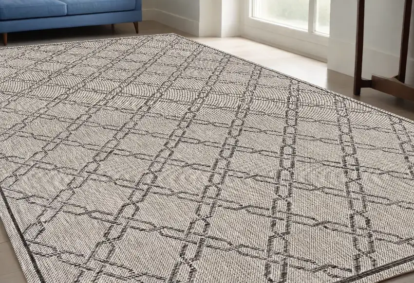 Gray and Ivory Geometric Area Rug Photo 1