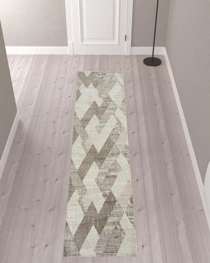 Gray Geometric Runner Rug Photo 2