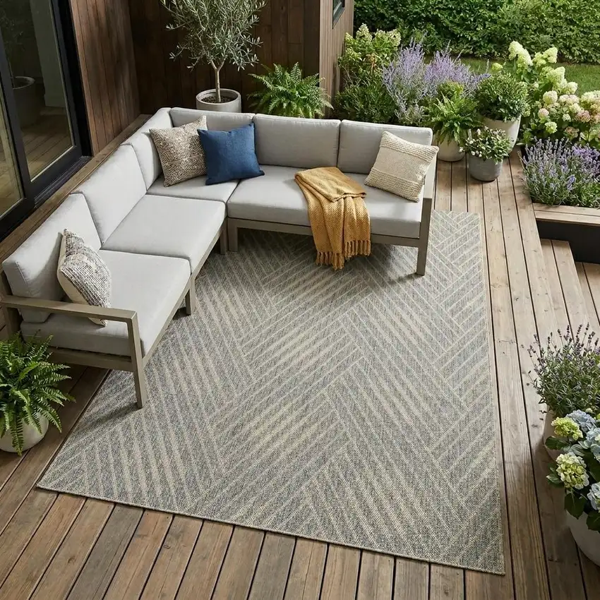 Gray Geometric Stain Resistant Indoor Outdoor Area Rug Photo 1