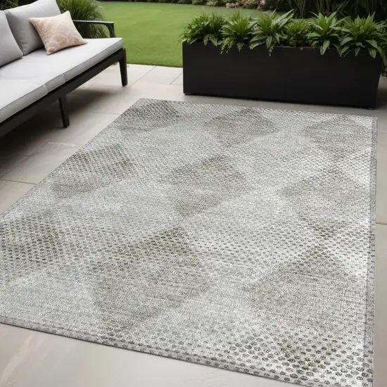 Gray Geometric Washable Non Skid Indoor Outdoor Area Rug Photo 1