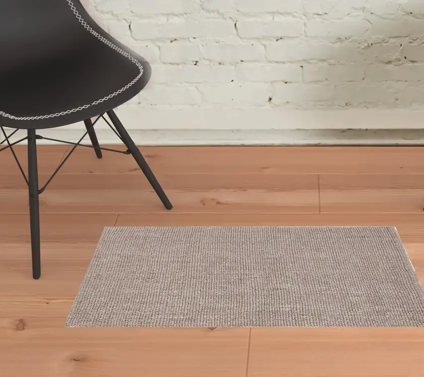 Gray Hand Woven Area Rug Photo 2