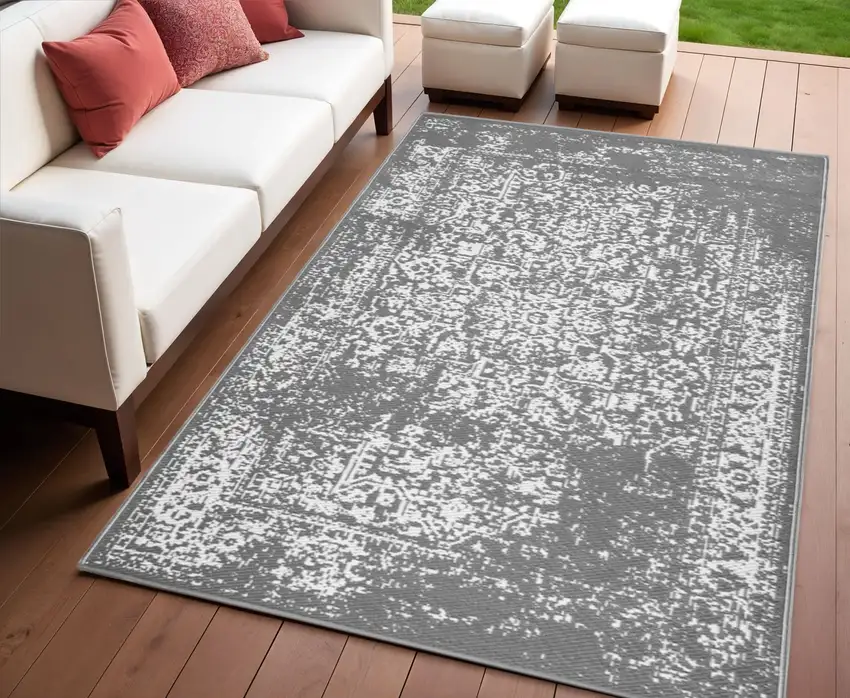 Gray Indoor Outdoor Area Rug Photo 1