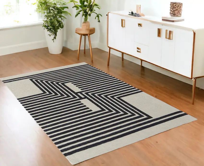 Gray and Black Wool Abstract Hand Tufted Area Rug Photo 1