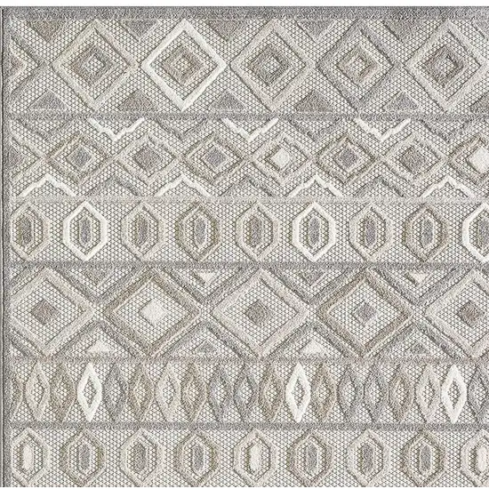 Gray And Ivory Southwestern Stain Resistant Indoor Outdoor Area Rug Photo 3