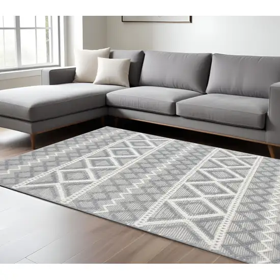Gray and Ivory Geometric Handmade Area Rug Photo 2