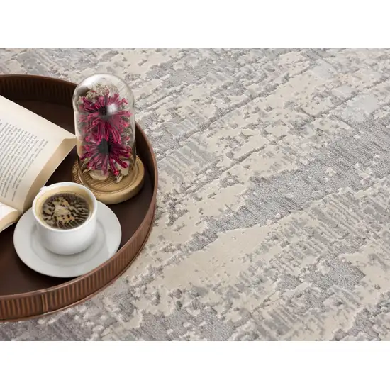 Grey Abstract Area Rug Photo 6