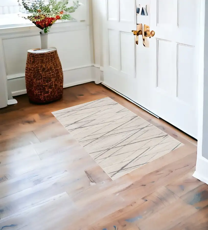 Gray Geometric Dhurrie Area Rug Photo 1