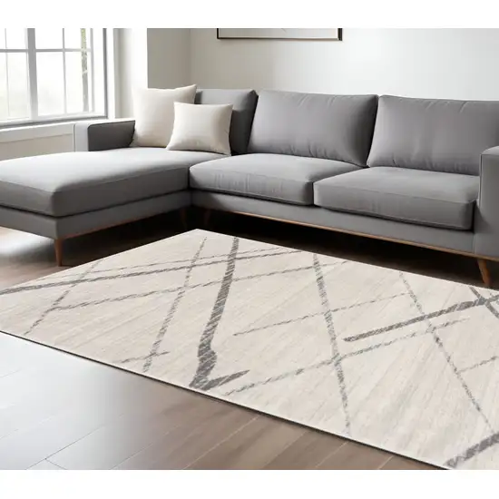 Gray and Ivory Geometric Area Rug Photo 1