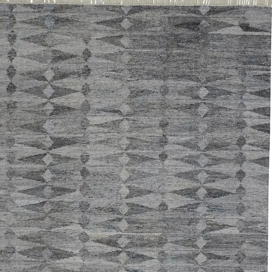 4' X 6' Gray And Black Geometric Hand Woven Area Rug With Fringe Photo 4