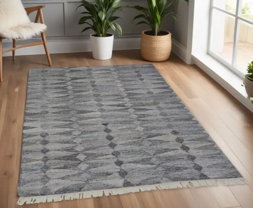 Gray Geometric Hand Woven Area Rug With Fringe Photo 1