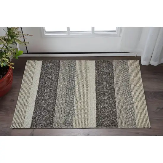 Gray Wool Floral Hand Woven Area Rug Photo 1