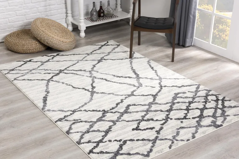 Gray and Black Modern Abstract Area Rug Photo 5