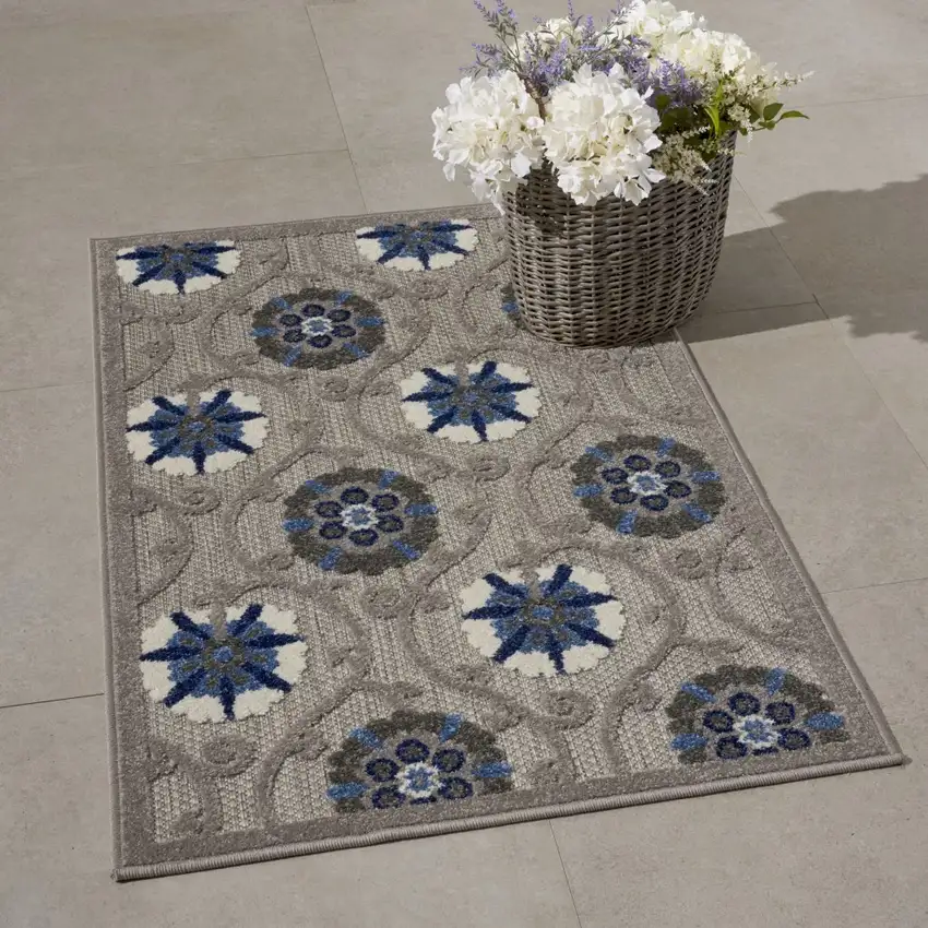 Gray and Blue Indoor Outdoor Area Rug Photo 8