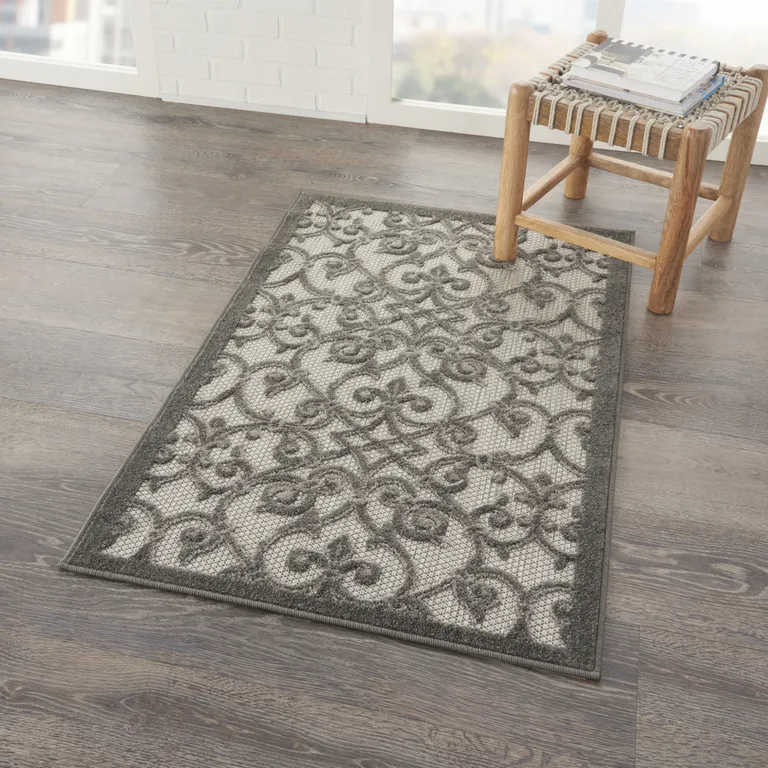 Gray and Charcoal Indoor Outdoor Area Rug Photo 2