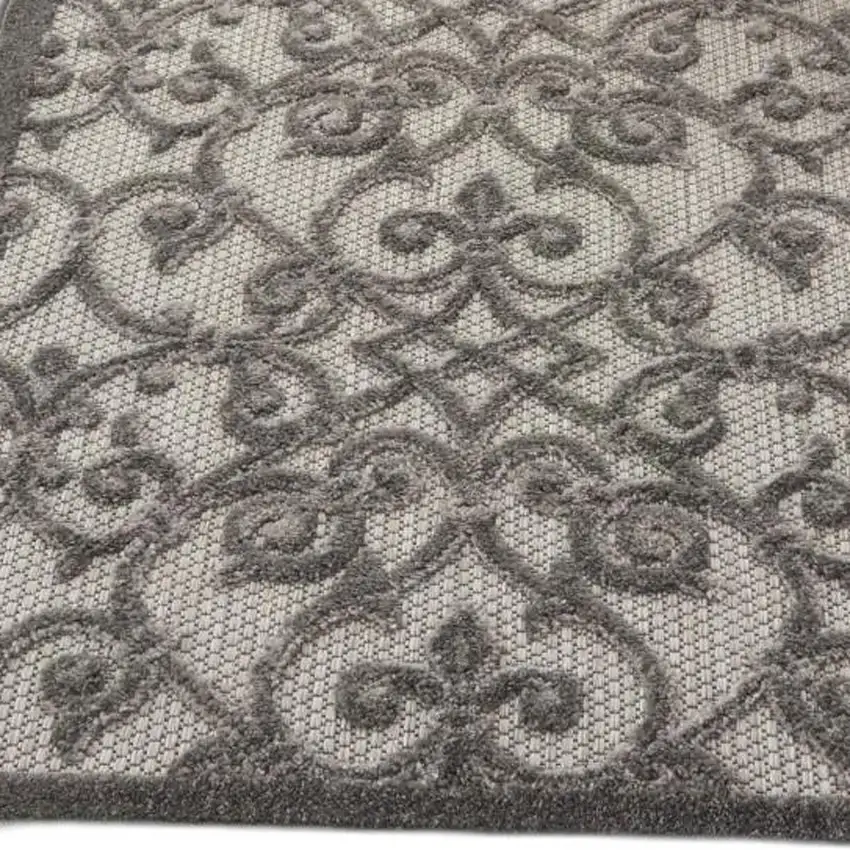 Gray Floral Indoor Outdoor Area Rug Photo 7