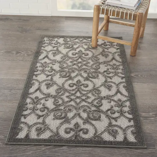 Gray Floral Indoor Outdoor Area Rug Photo 8