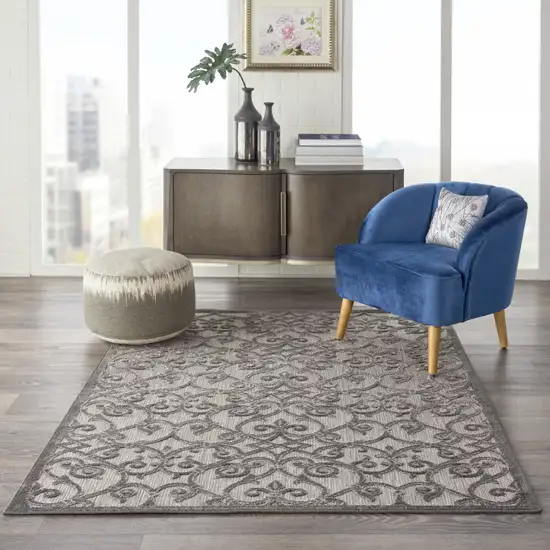 Gray Indoor Outdoor Area Rug Photo 6