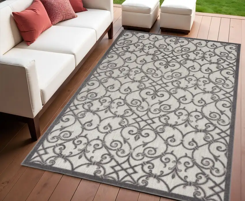 Gray Indoor Outdoor Area Rug Photo 2