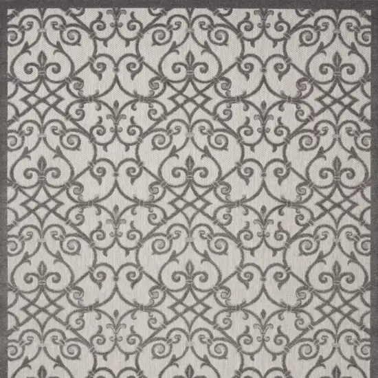 Gray Indoor Outdoor Area Rug Photo 3