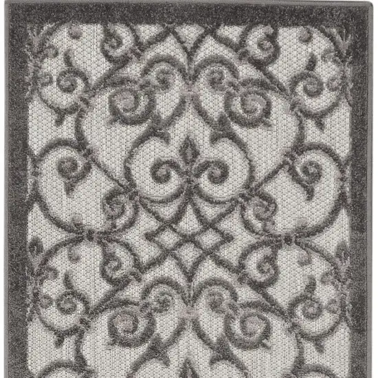 8' Gray Indoor Outdoor Area Rug Photo 9