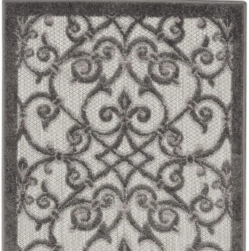 8' Gray Indoor Outdoor Area Rug Photo 9