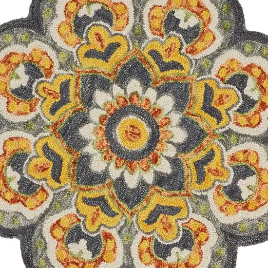 6' Gray Wool Geometric Hand Tufted Round Rug Photo 4