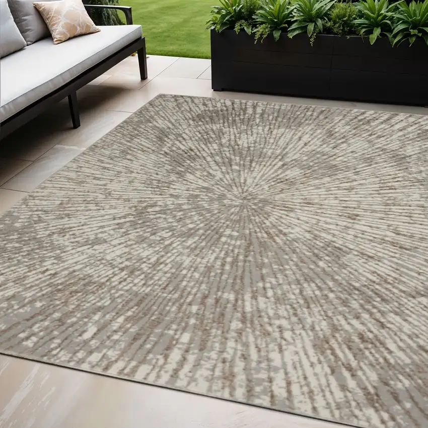 Gray And Ivory Abstract Area Rug Photo 1
