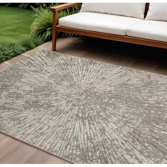 Gray And Ivory Abstract Area Rug Photo 1