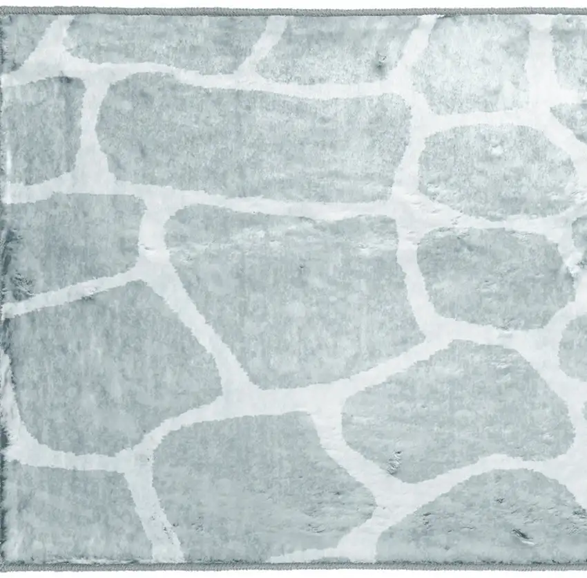 Gray and Ivory Animal Print Handmade Non Skid Area Rug Photo 4