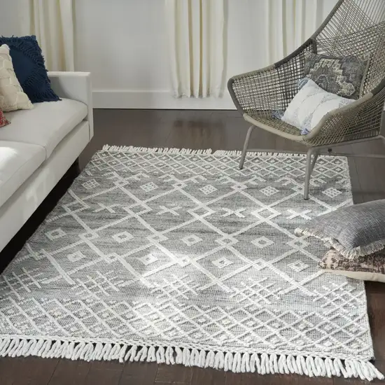 Gray and Ivory Geometric Hand Woven Area Rug With Fringe Photo 5