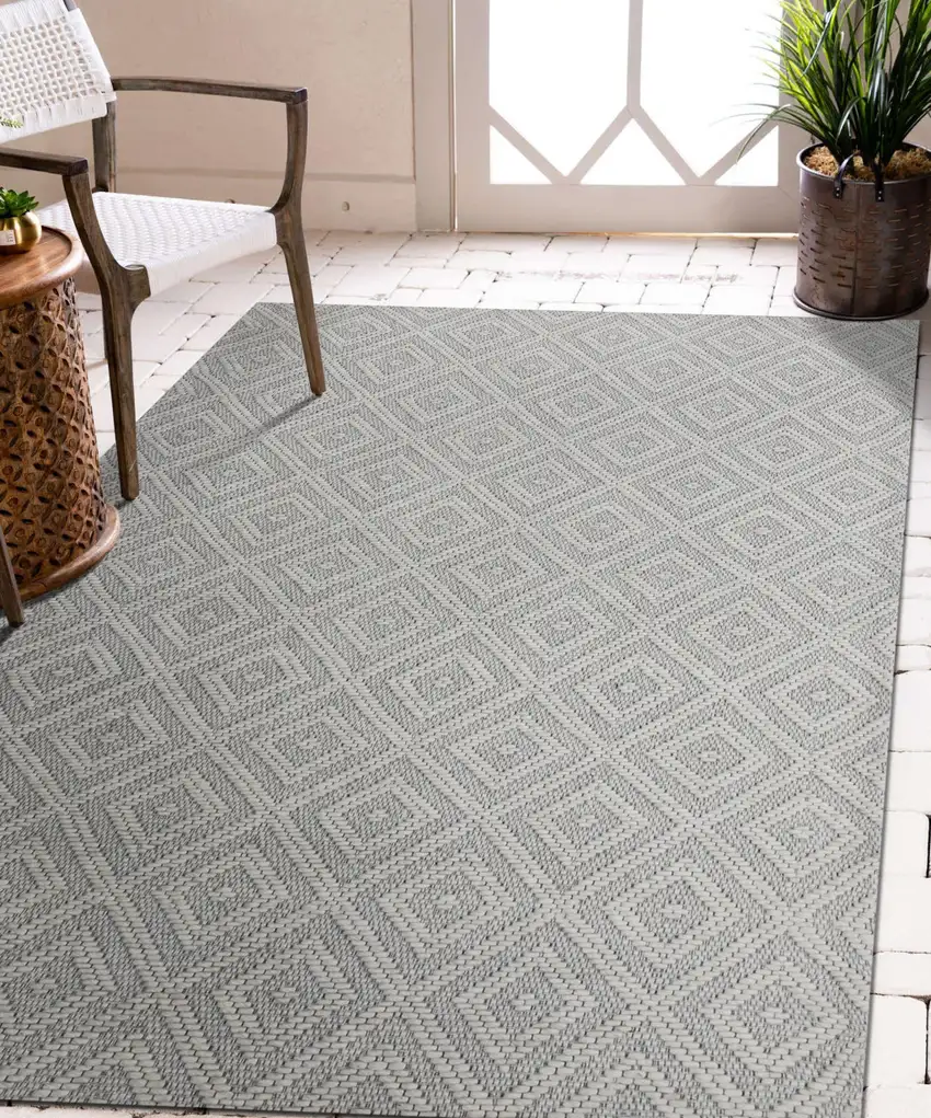 Gray and Ivory Geometric Hand Woven Non Skid Area Rug Photo 6