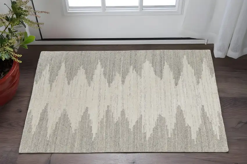 Gray and Ivory Ombre Hand Woven Area Rug Photo 1