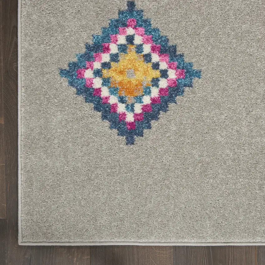 Gray And Ivory Geometric Area Rug Photo 6