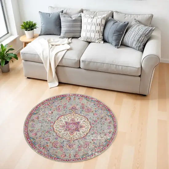 4' Gray And Ivory Medallion Round Rug Photo 1