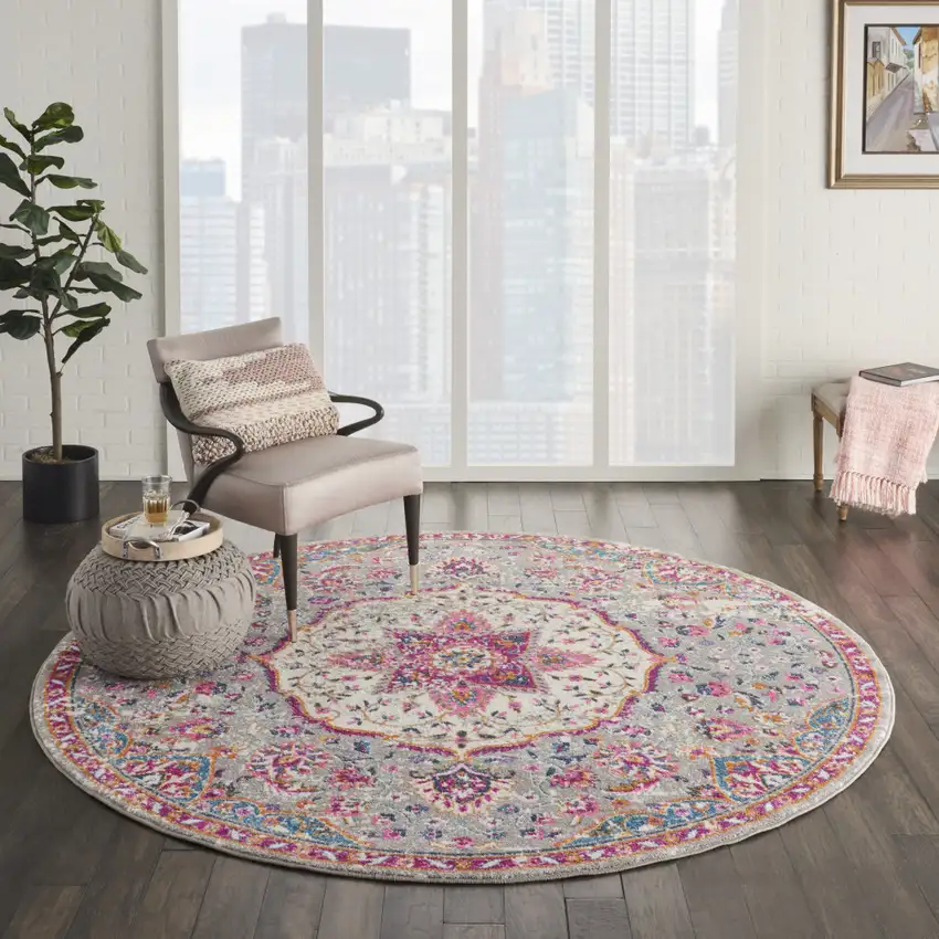 8' Gray And Ivory Medallion Round Rug Photo 5