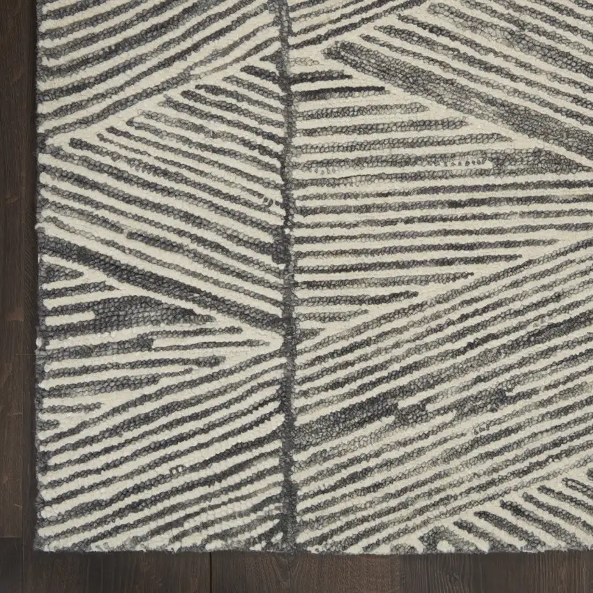 Gray and White Wool Abstract Area Rug Photo 5