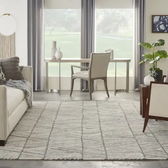 Gray and White Wool Abstract Area Rug Photo 4