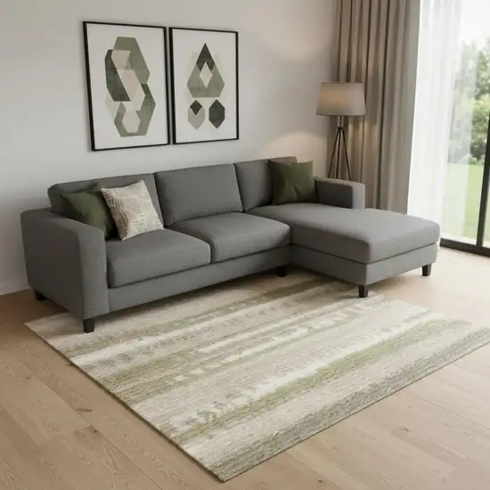 Green Abstract Power Loom Area Rug Photo 1