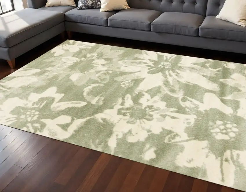 Green And Cream Botanical Leaves Area Rug Photo 1