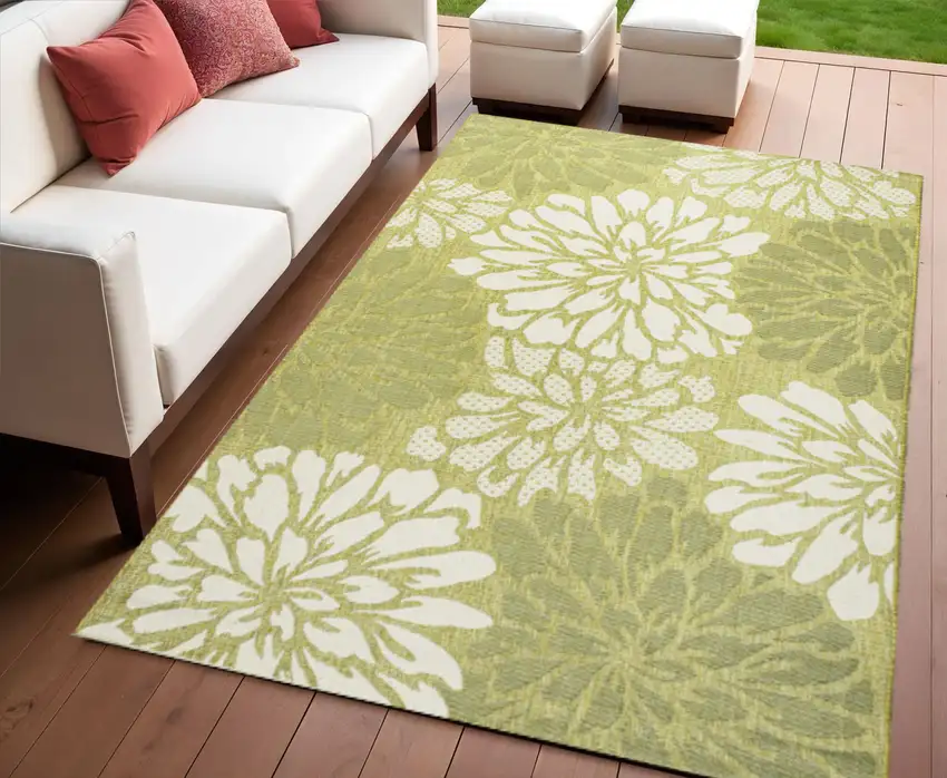 Green And Cream Floral Indoor Outdoor Area Rug Photo 1