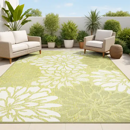 Green And Cream Floral Indoor Outdoor Area Rug Photo 4