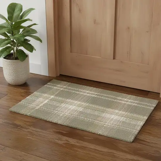 Green And Ivory Plaid Area Rug Photo 1