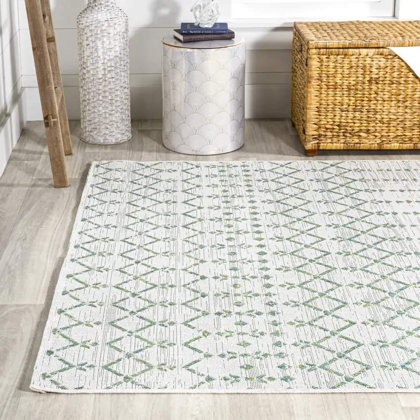Green And Ivory Trellis Indoor Outdoor Area Rug Photo 6