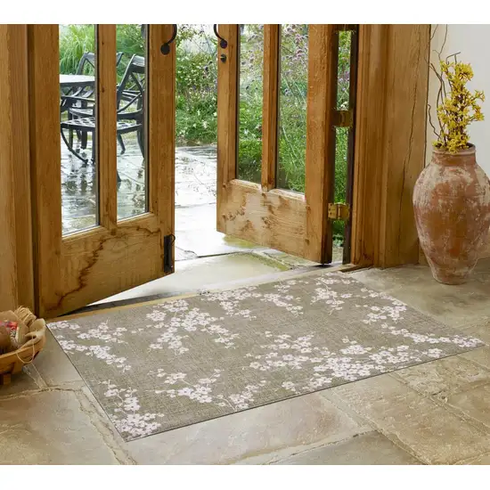 Green And White Oriental Washable Area Rug Photo 1