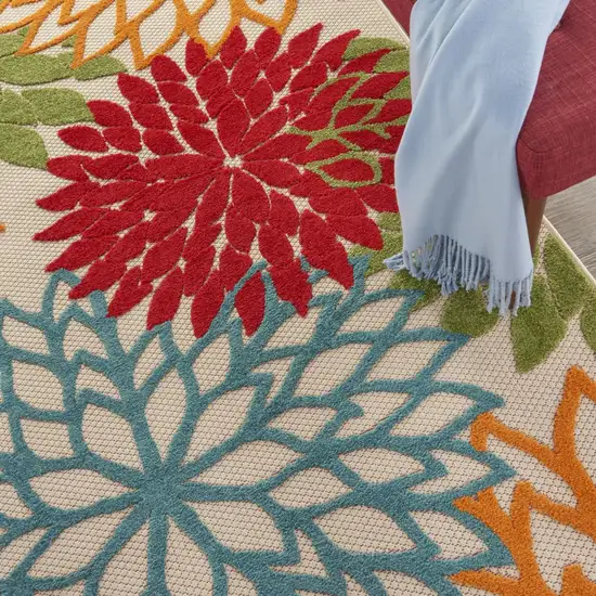 Green And Ivory Floral Indoor Outdoor Area Rug Photo 9