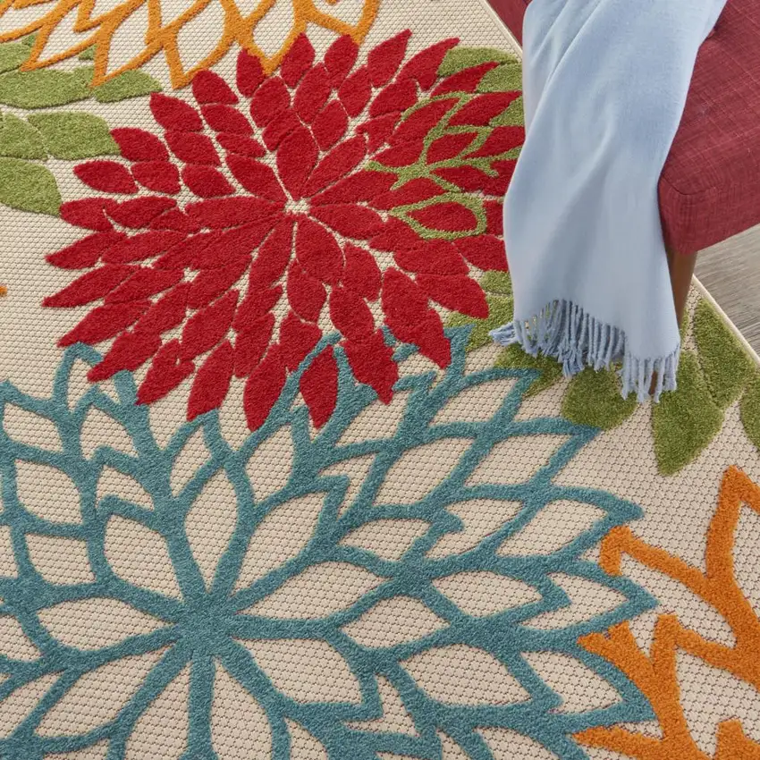Green And Ivory Floral Indoor Outdoor Area Rug Photo 9