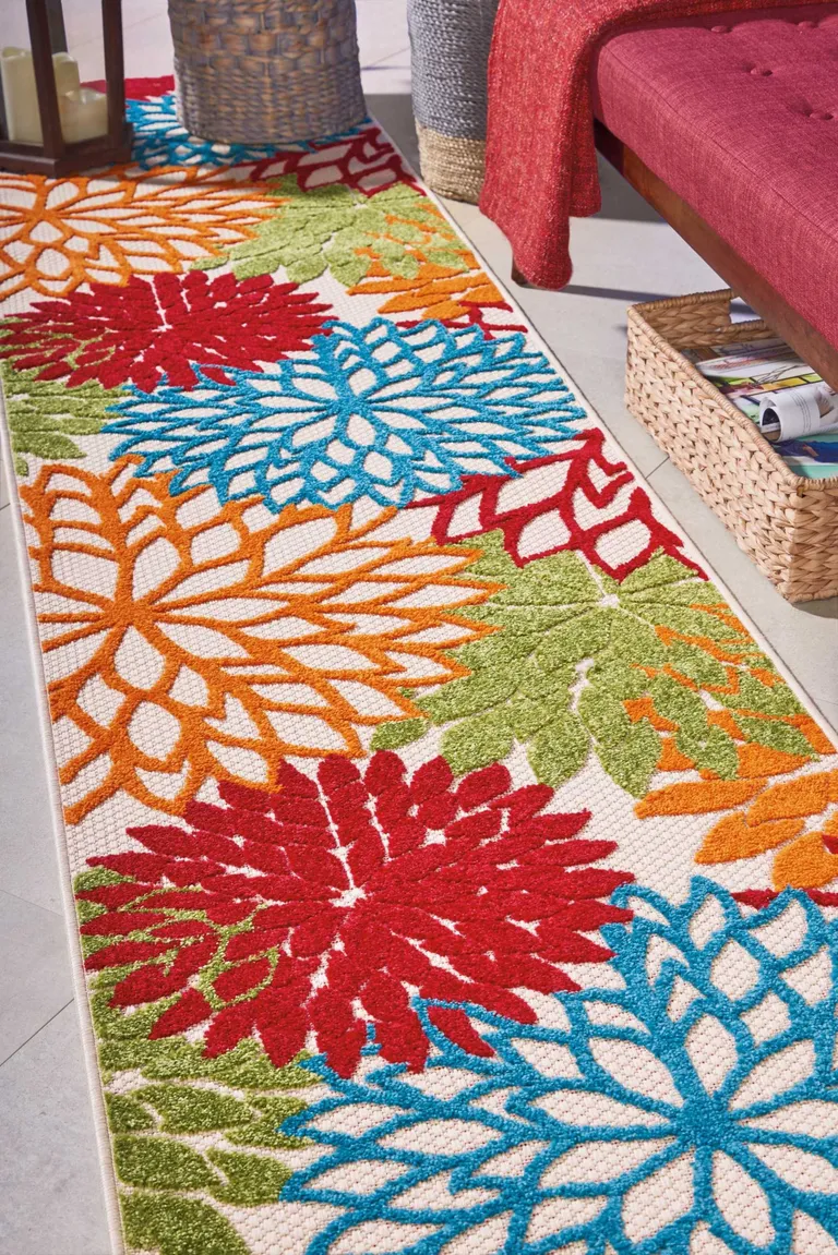 Green Floral Indoor Outdoor Runner Rug Photo 4
