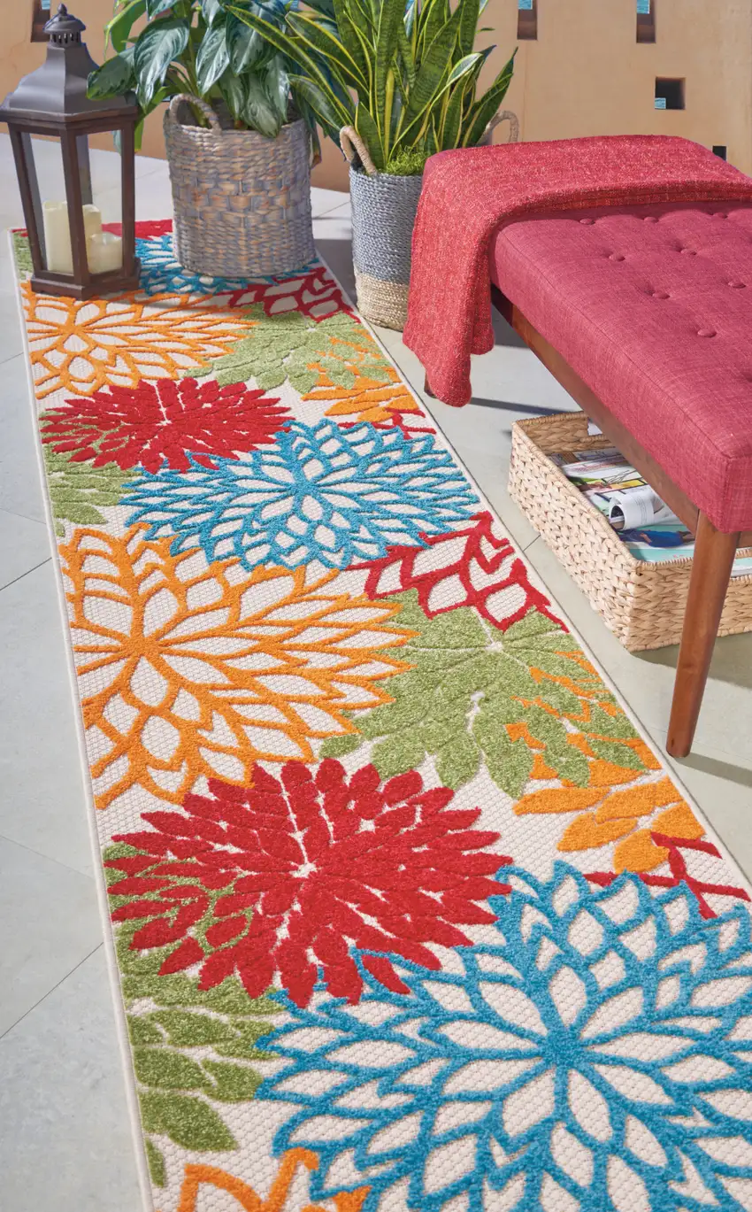 Green And Ivory Floral Indoor Outdoor Runner Rug Photo 2