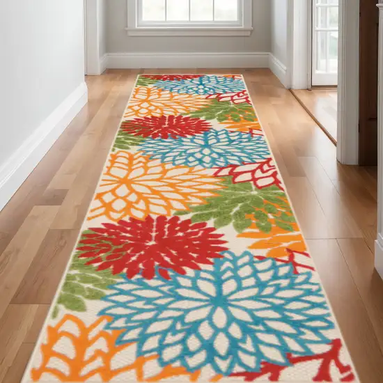 12' Green And Ivory Floral Indoor Outdoor Runner Rug Photo 1